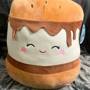 Carmelita Squishmallow